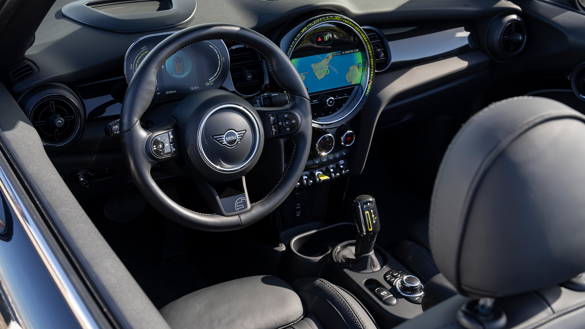 MINI CABRIO 100% ELECTRIQUE - vue intérieure